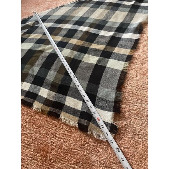 J.Jill Plaid Blanket Scarf Black Tan Cream Soft Fringe Wrap Shawl Cozy Fall - Picture 3 of 3